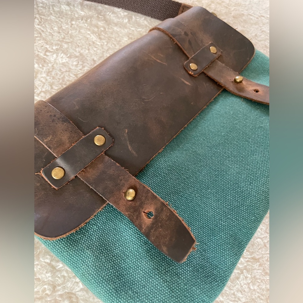 NWOT Leather and Canvas Small Messenger Shoulder Clutch Bag Crossbody